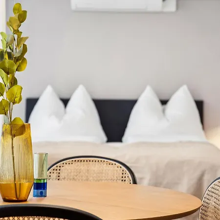 Limehome Wilhelmsstrasse Apartment *
