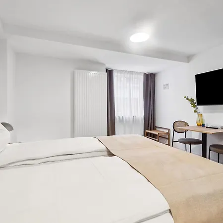 Limehome Wilhelmsstrasse דירה *